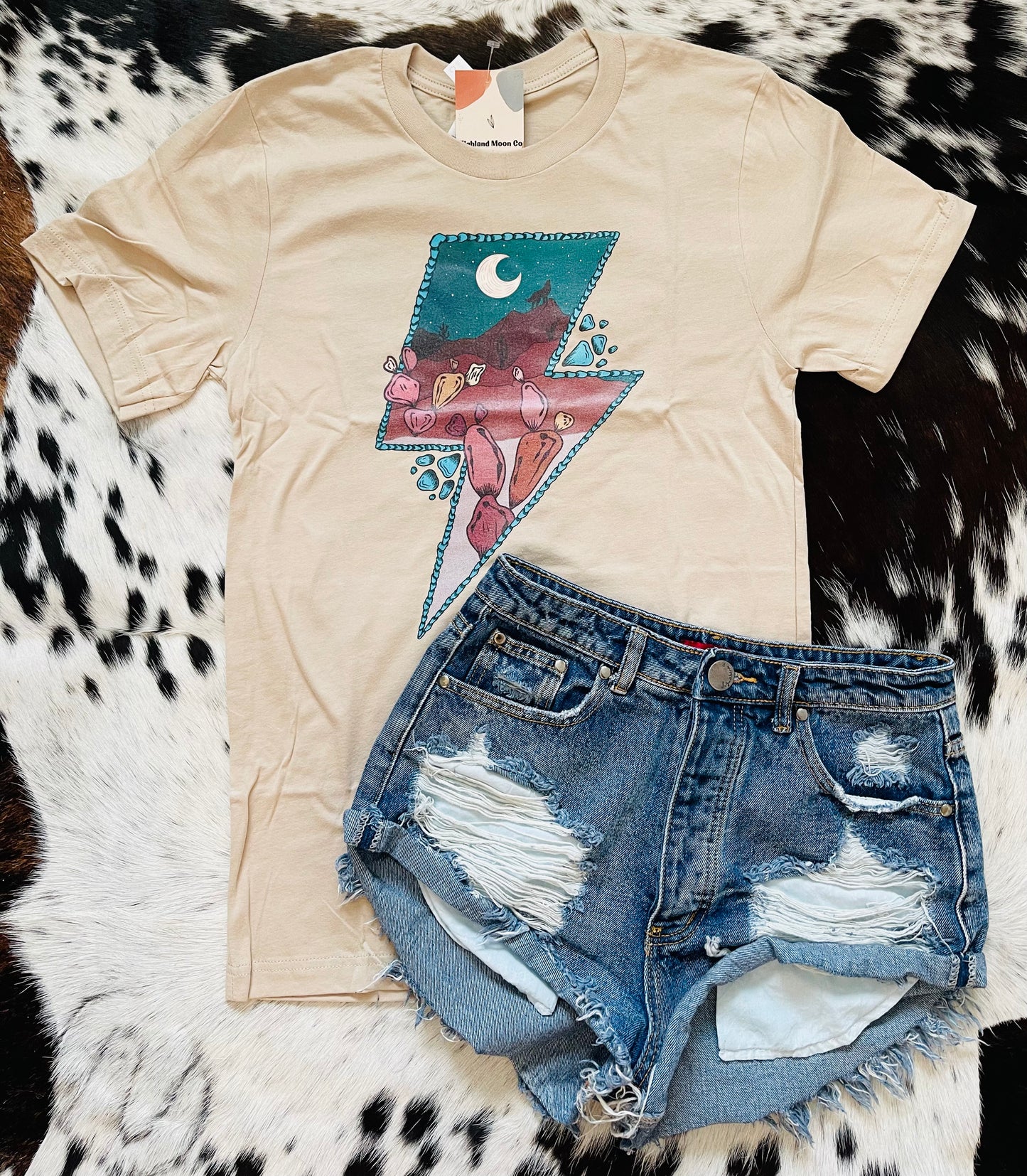 Desert Lightning Bolt Tee - HIGHLAND MOON CO, LLC