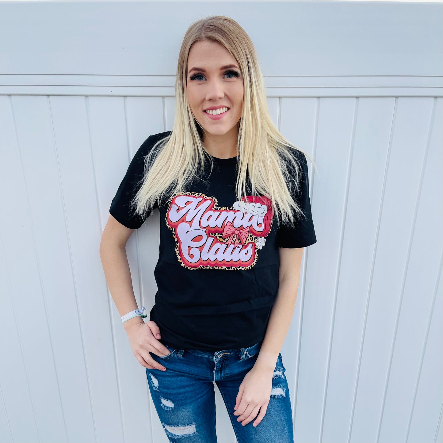 Mama Claus Tee - HIGHLAND MOON CO, LLC