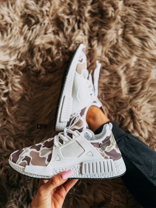 Punchy Way Sneakers • PREORDER - Beg of June Arrival